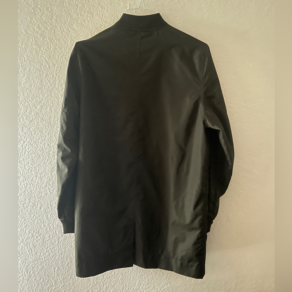 Size: M - Picture 3 of 3
